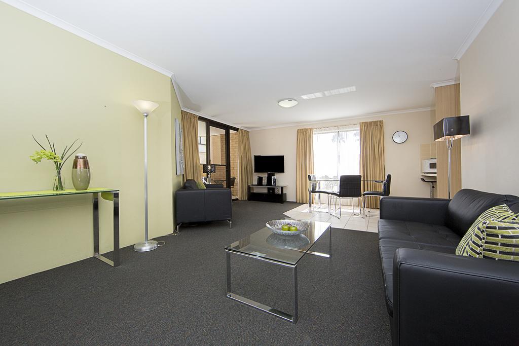 Accommodate Canberra - Kingston Court Room photo