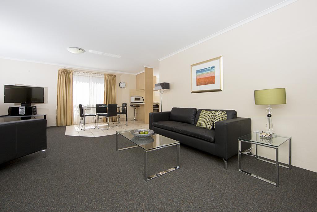 Accommodate Canberra - Kingston Court Room photo